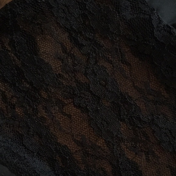 Windsor black lace shirt with blocking. - Picture 5 of 5